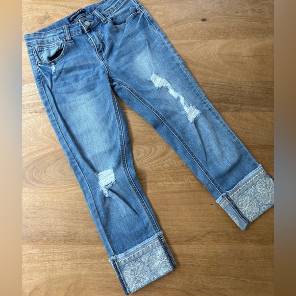 GIRLS Cropped Ripped Jeans with Embroidery - Size 12 - Picture 2 of 7